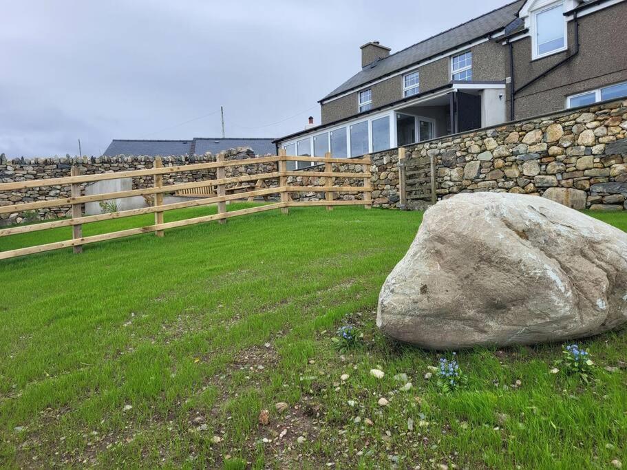 Вилла Amazing Coastal & Sunset Views In Eryri Llanllyfni Экстерьер фото
